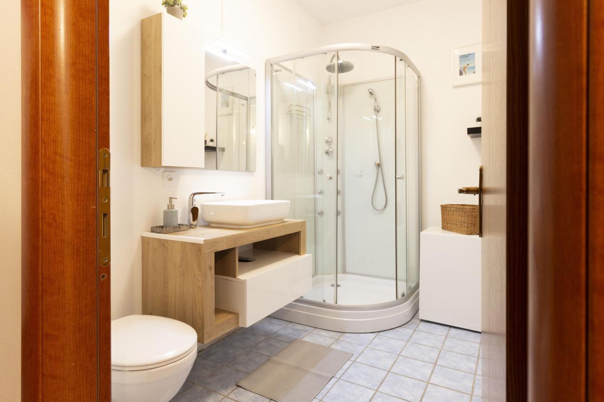 Bnb La Piccola - Free Parking Лугано Экстерьер фото