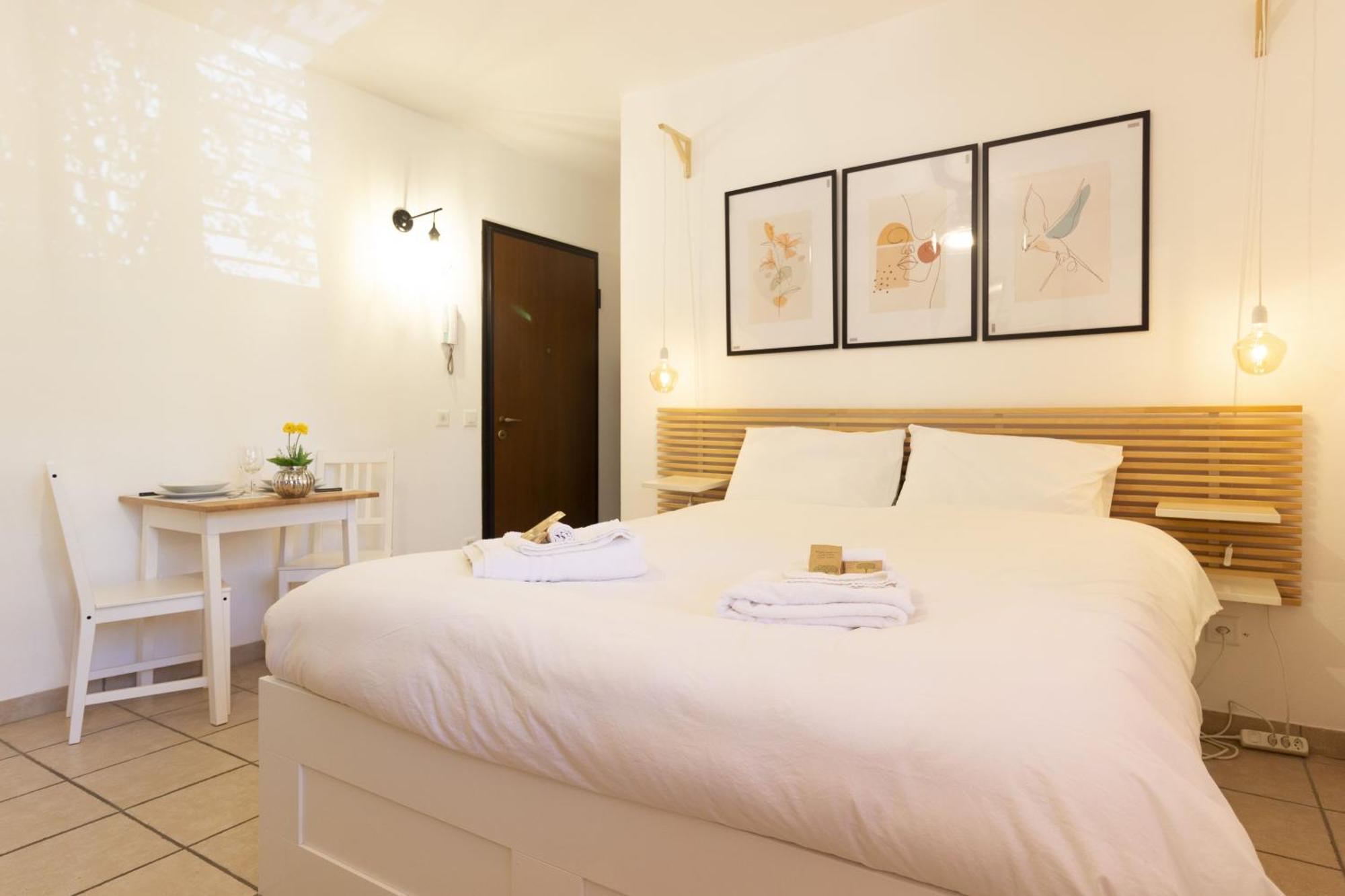 Bnb La Piccola - Free Parking Лугано Экстерьер фото